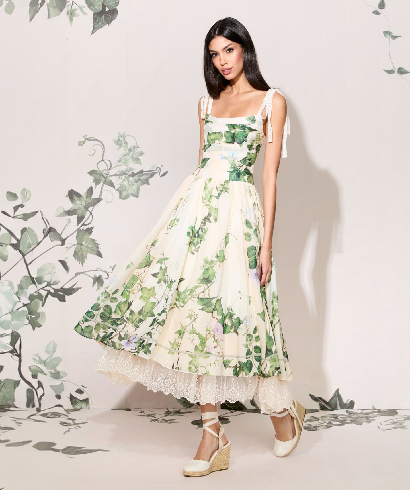 DRESSES